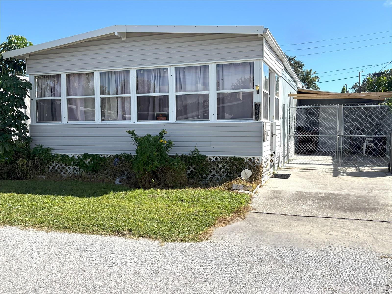 Details for 916 51st Avenue Plaza W, BRADENTON, FL 34207