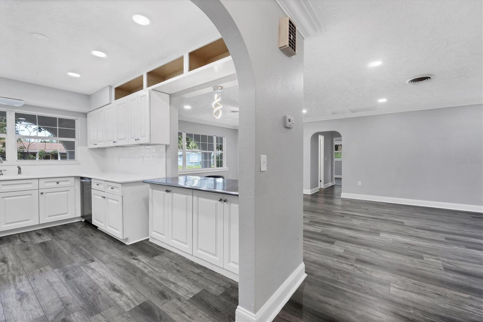 Image 13 of 47 For 2912 Pinecrest Way