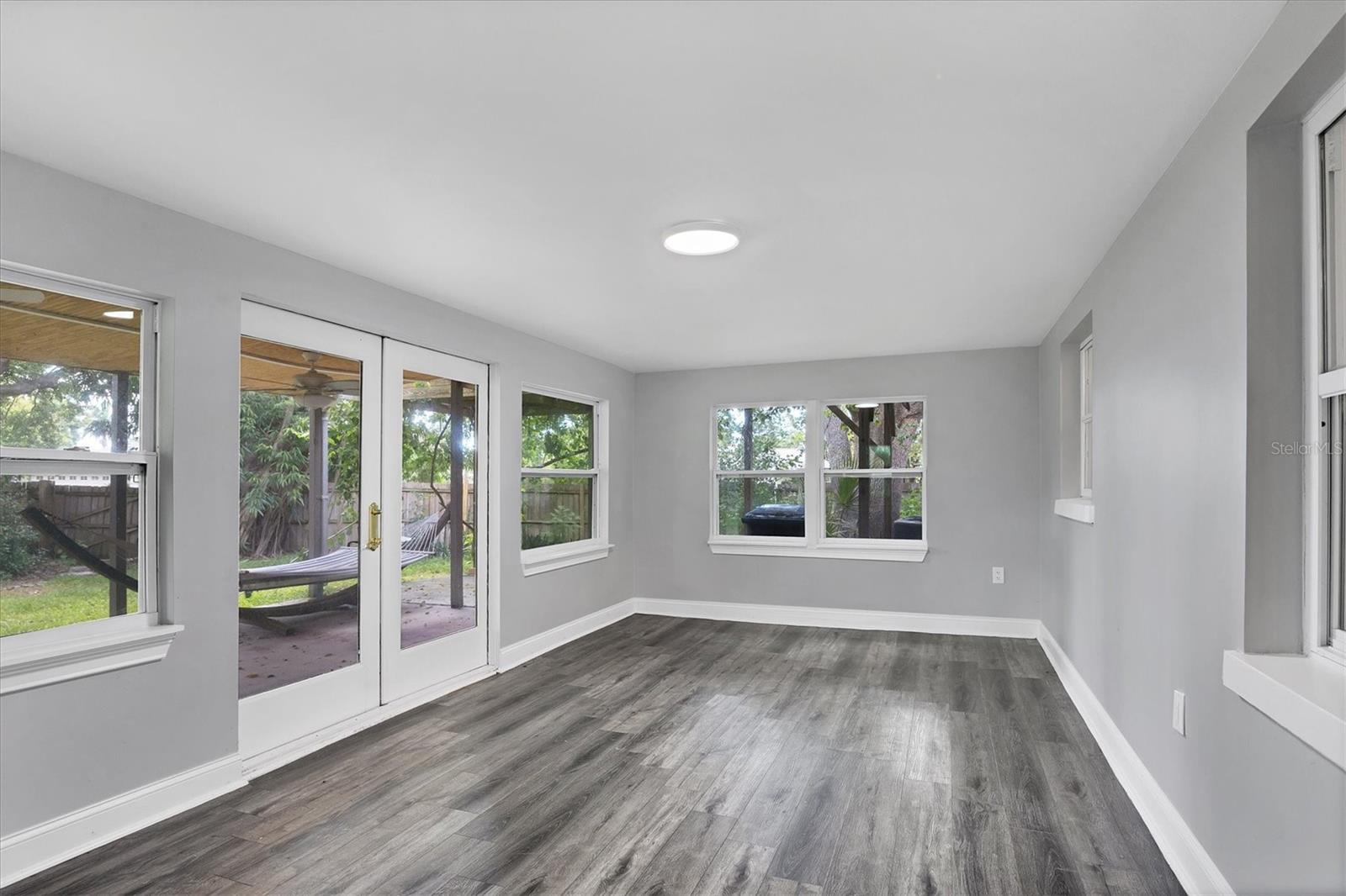 Image 30 of 47 For 2912 Pinecrest Way