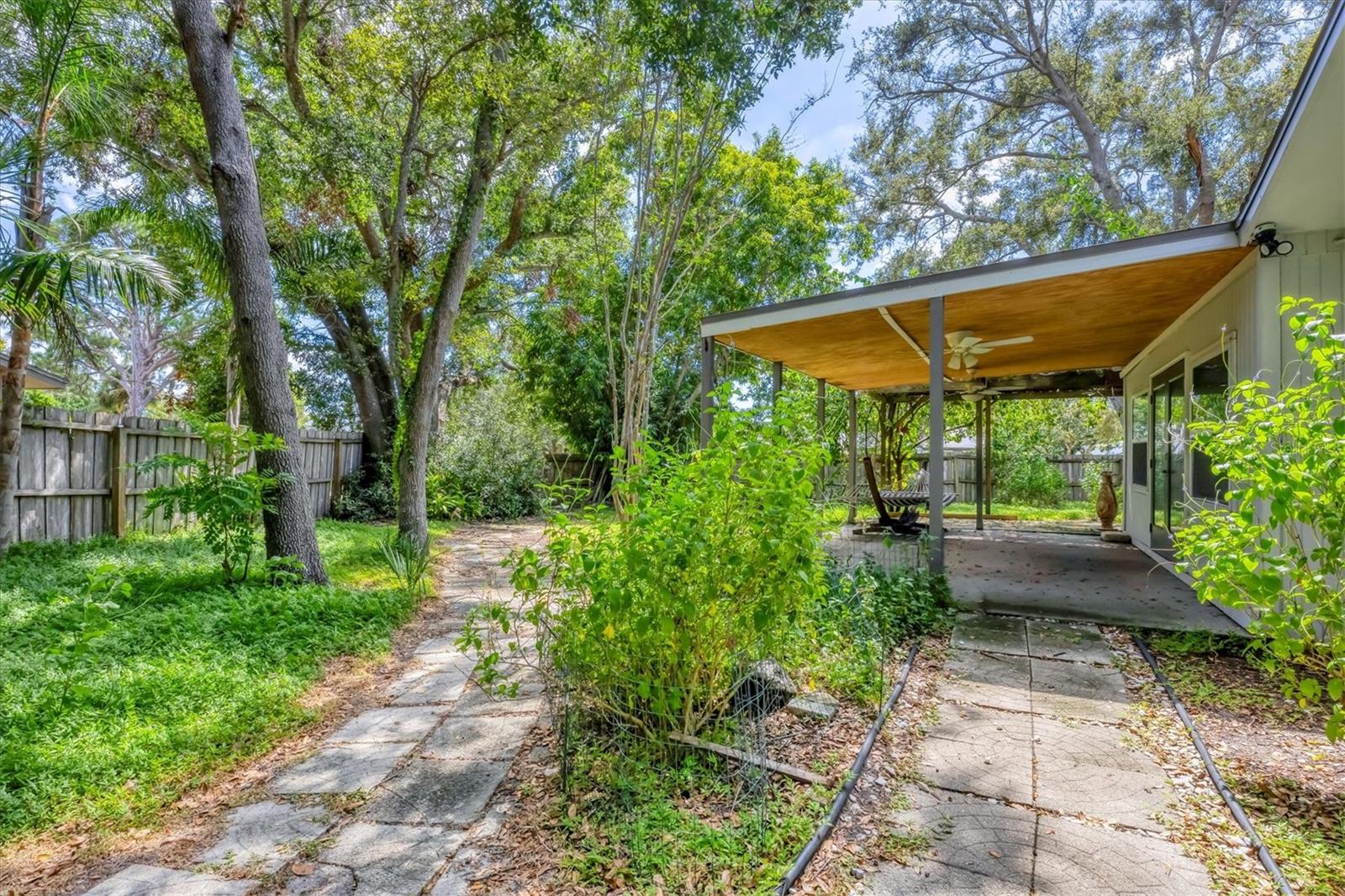 Image 34 of 47 For 2912 Pinecrest Way