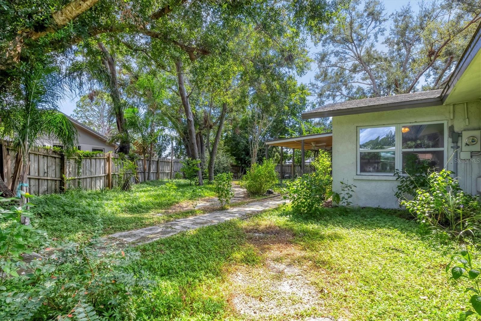Image 36 of 47 For 2912 Pinecrest Way