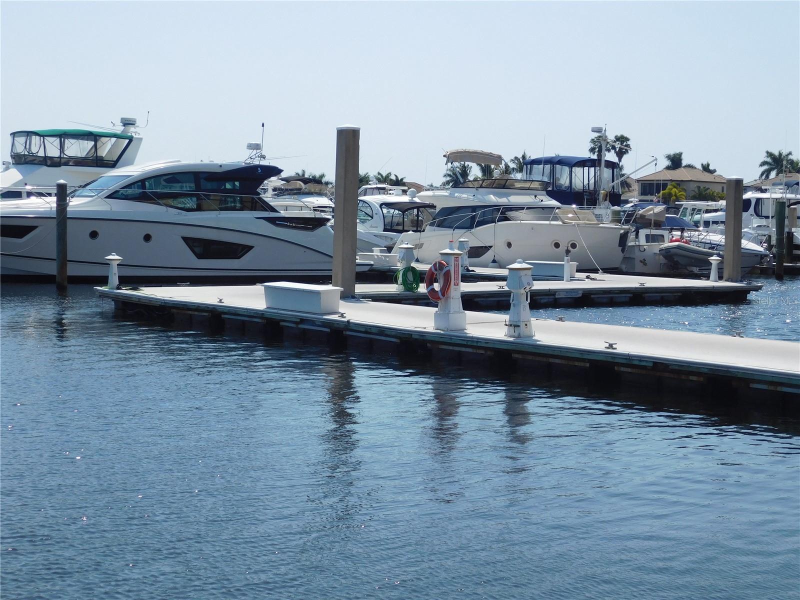 Image 28 of 59 For 102 Riviera Dunes Way S 77