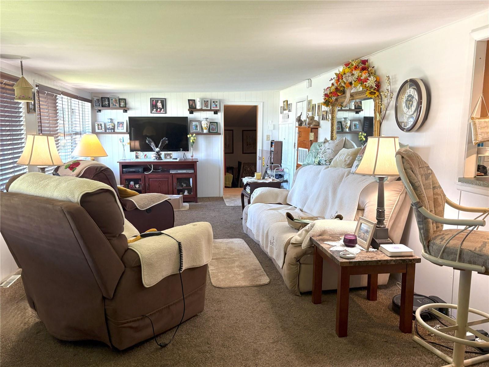 Image 2 of 17 For 905 51st Avenue Terrace W