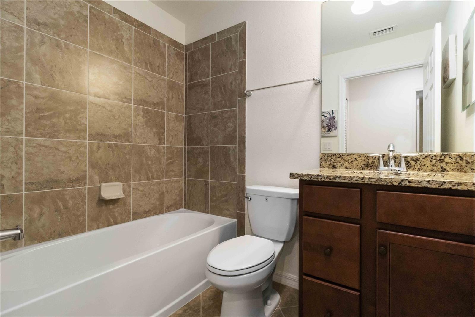 Image 19 of 42 For 5614 Palmer Circle 104