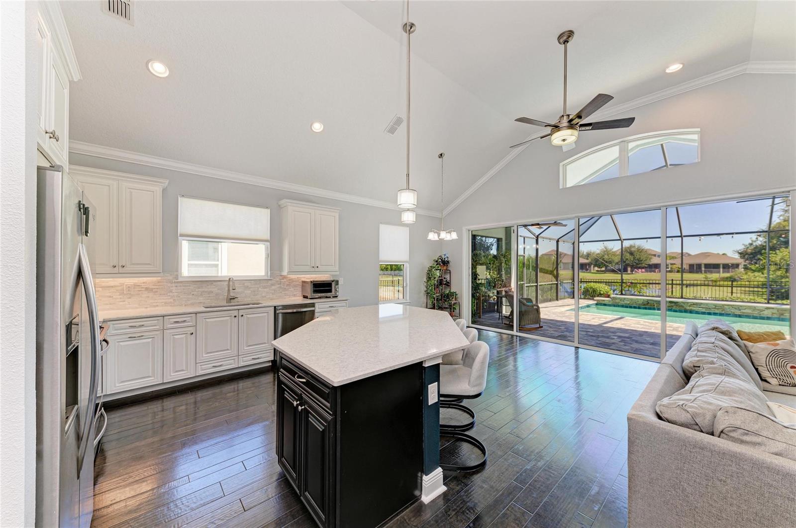 Image 17 of 65 For 5217 Horizon Cove