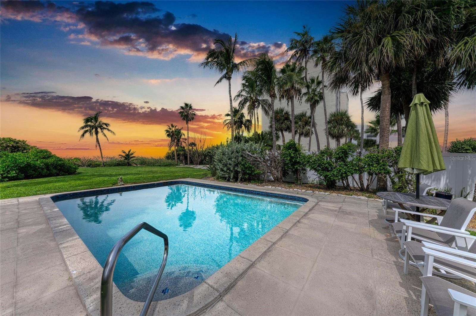 Image 13 of 82 For 4473 Gulf Of Mexico Drive 4473