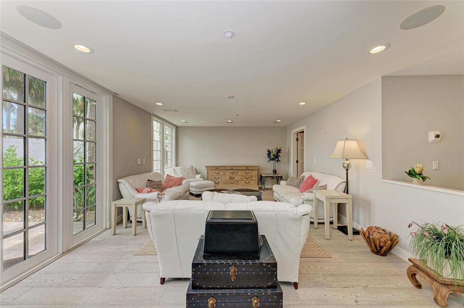 Image 18 of 82 For 4473 Gulf Of Mexico Drive 4473
