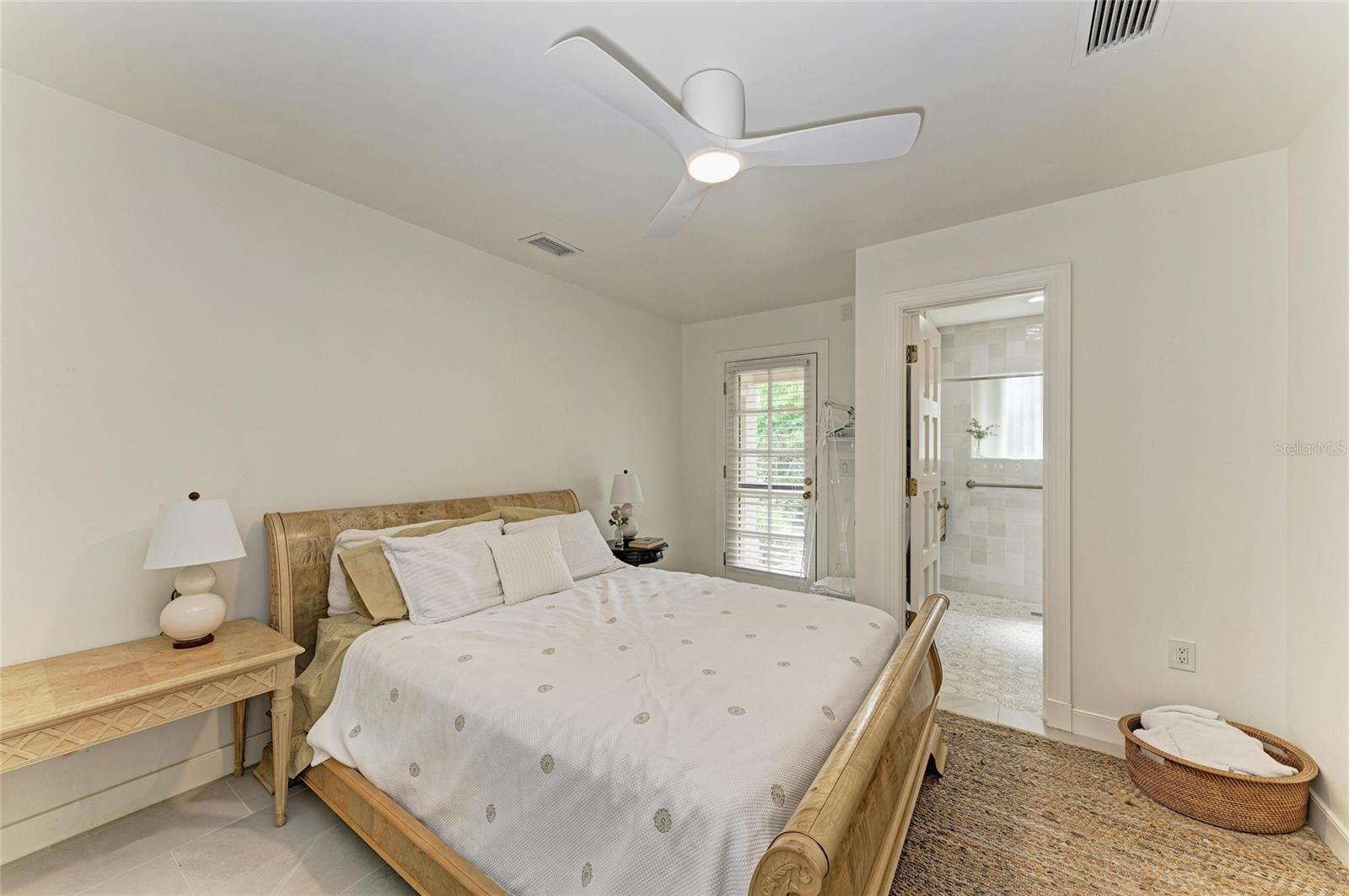 Image 26 of 82 For 4473 Gulf Of Mexico Drive 4473