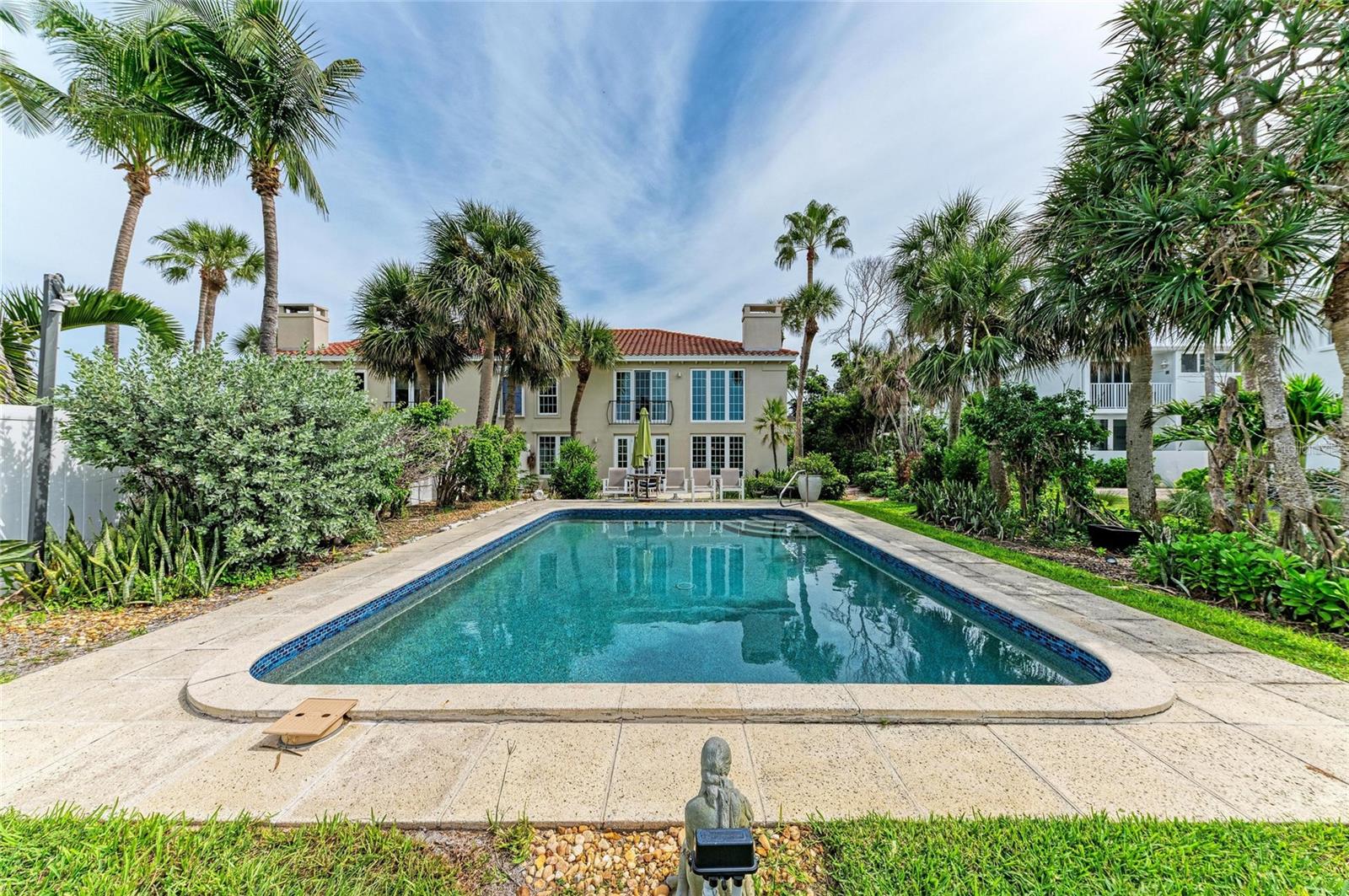 Image 39 of 82 For 4473 Gulf Of Mexico Drive 4473