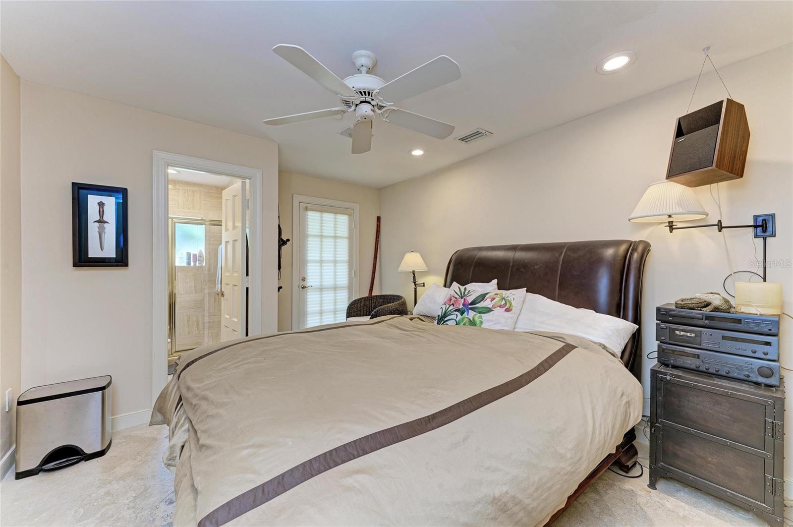 Image 63 of 82 For 4473 Gulf Of Mexico Drive 4473