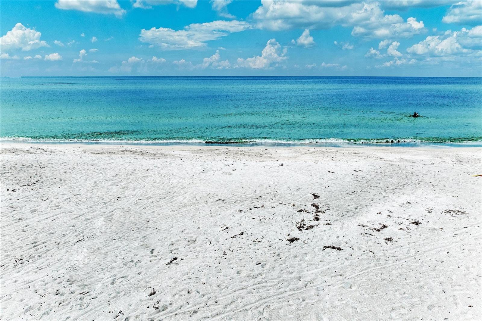 Image 75 of 82 For 4473 Gulf Of Mexico Drive 4473