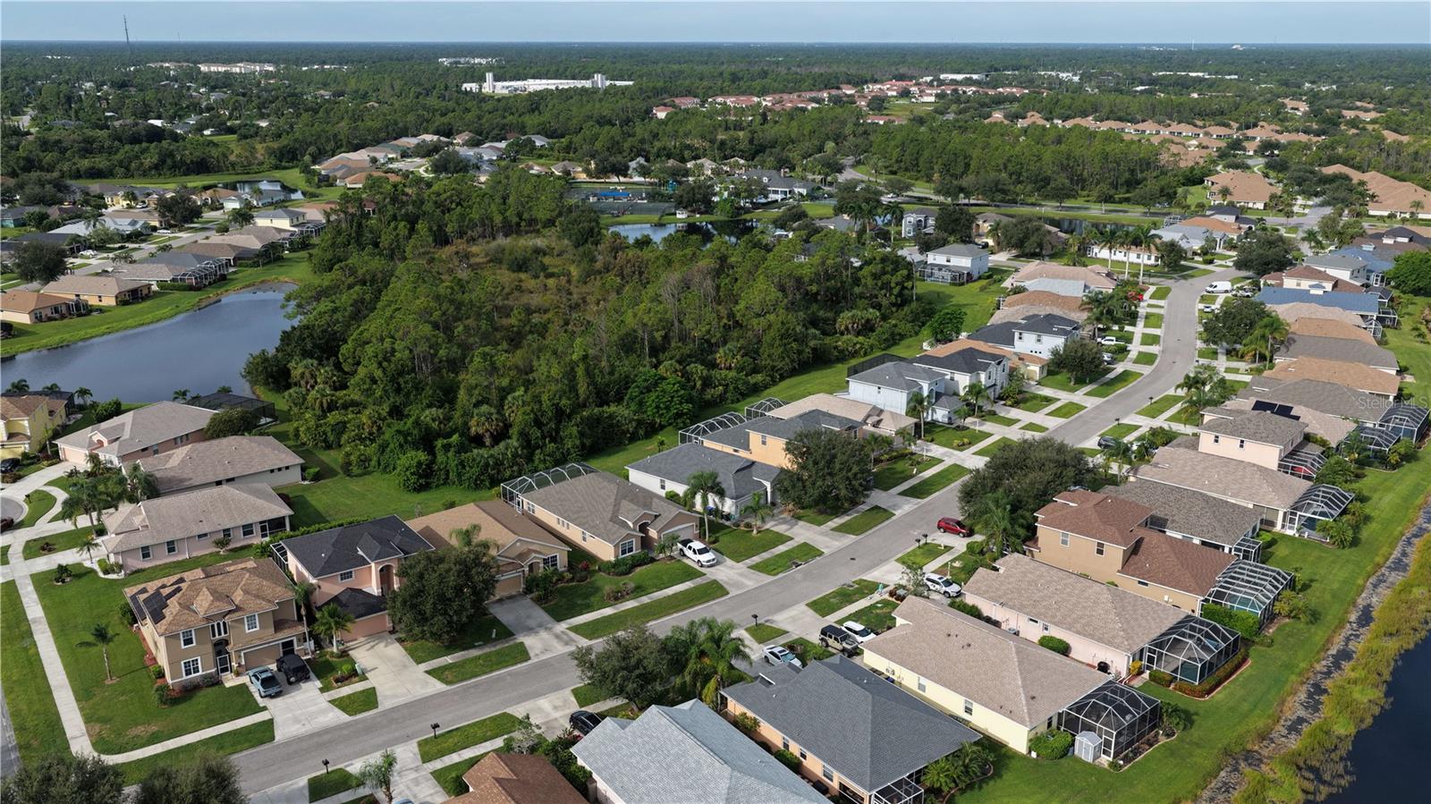 Image 42 of 45 For 1796 Scarlett Avenue
