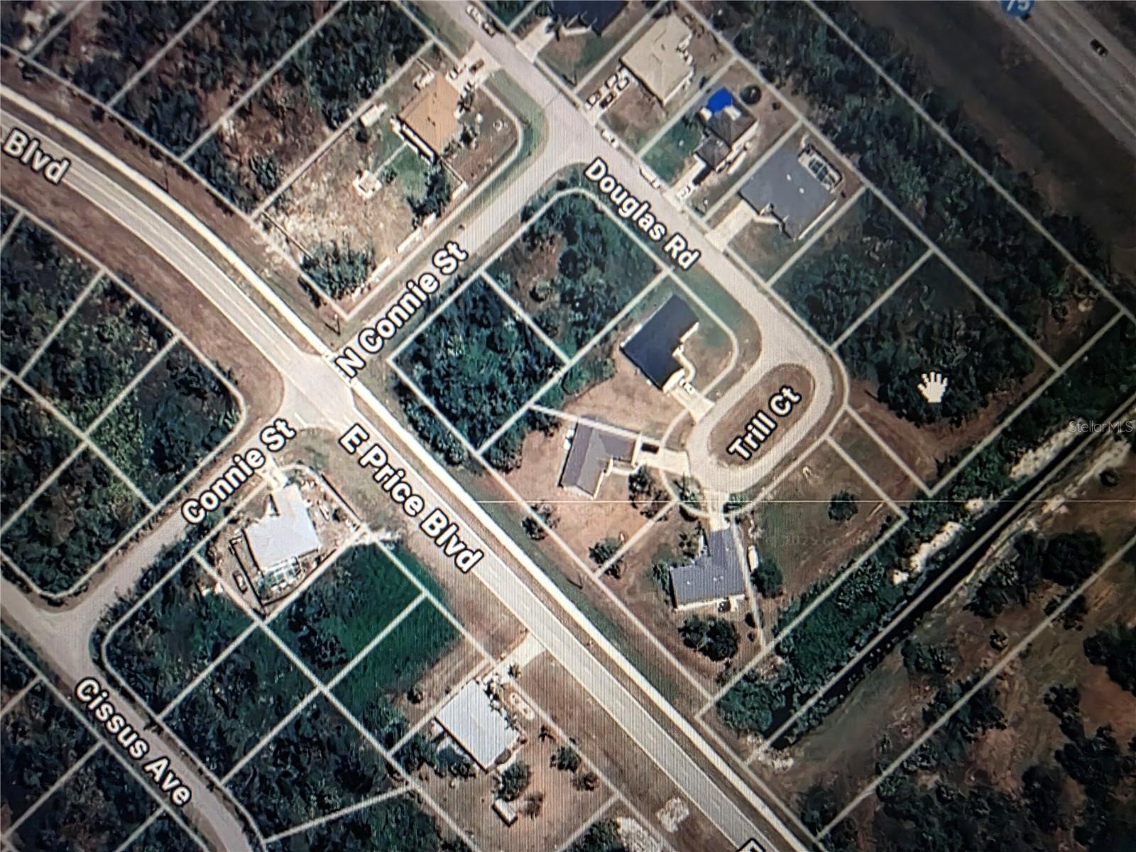 Image 3 of 3 For Douglas Road