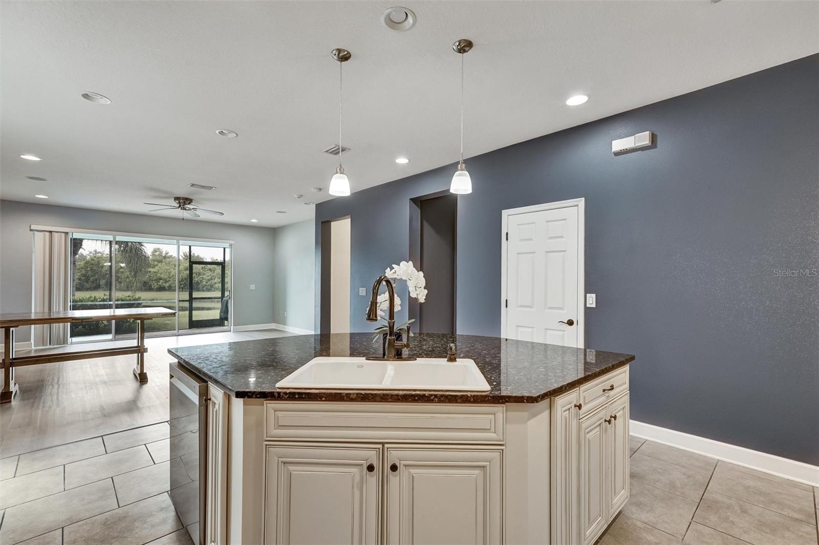 Image 12 of 35 For 4628 Garden Arbor Way