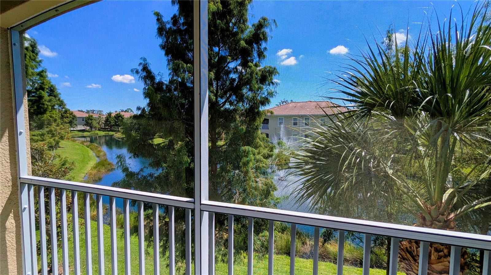 Image 14 of 56 For 8323 Enclave Way 104