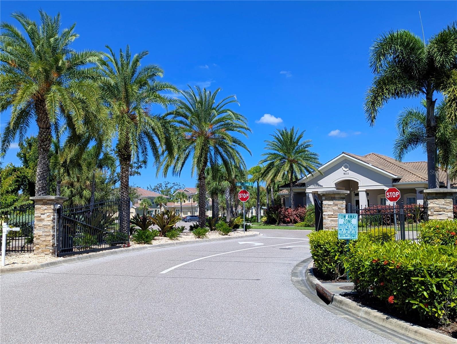 Image 34 of 56 For 8323 Enclave Way 104