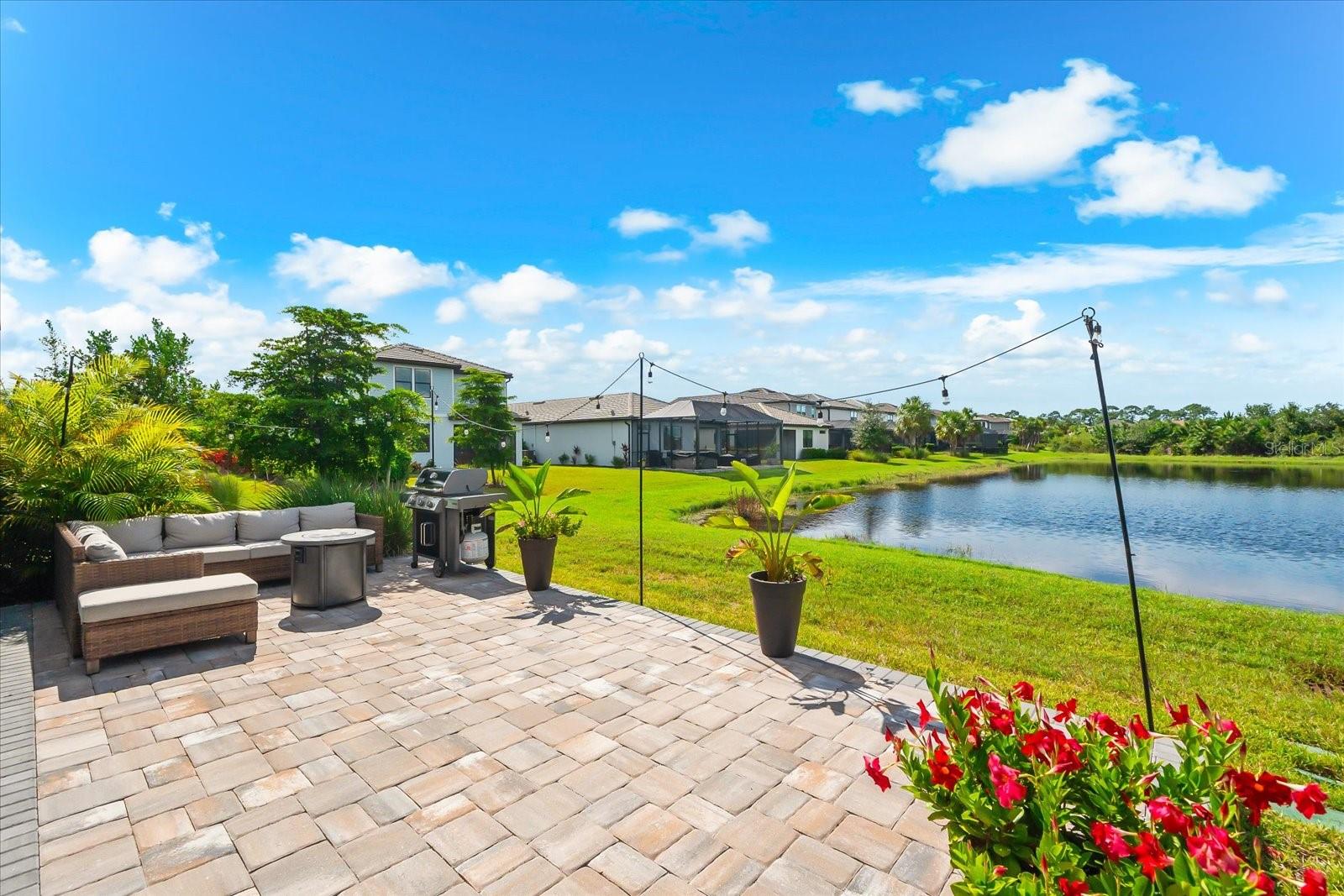 Image 31 of 44 For 6148 Baywood Court