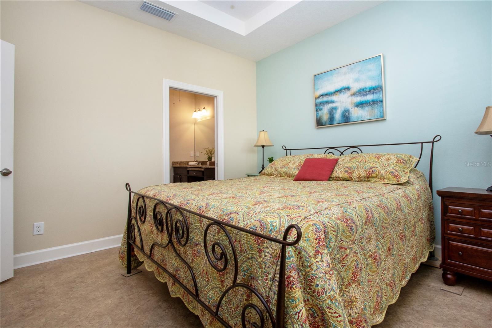 Image 20 of 57 For 197 Fontanelle Circle