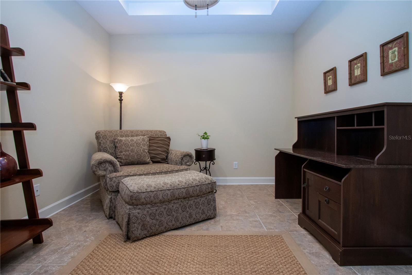 Image 30 of 57 For 197 Fontanelle Circle