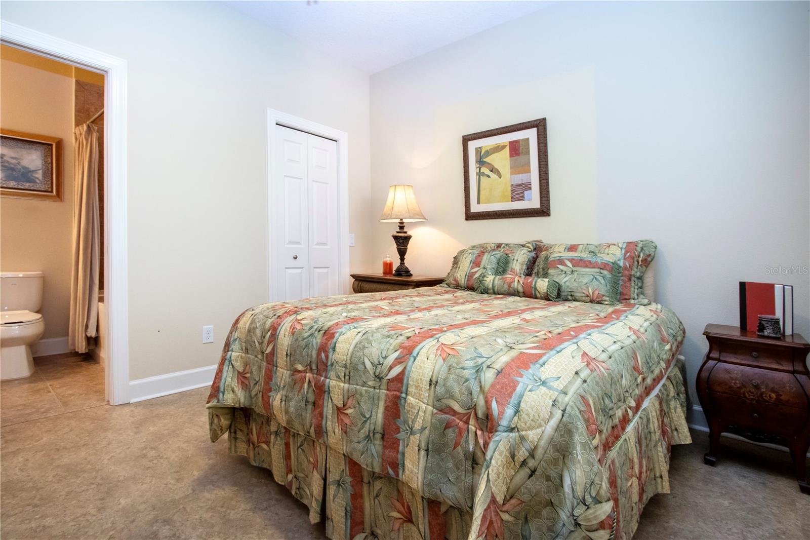 Image 32 of 57 For 197 Fontanelle Circle