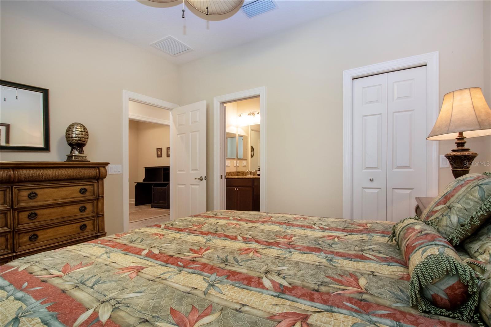 Image 33 of 57 For 197 Fontanelle Circle