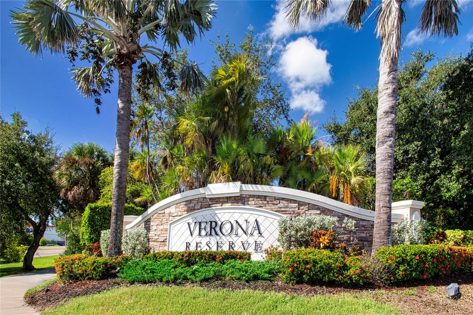 Image 53 of 57 For 197 Fontanelle Circle