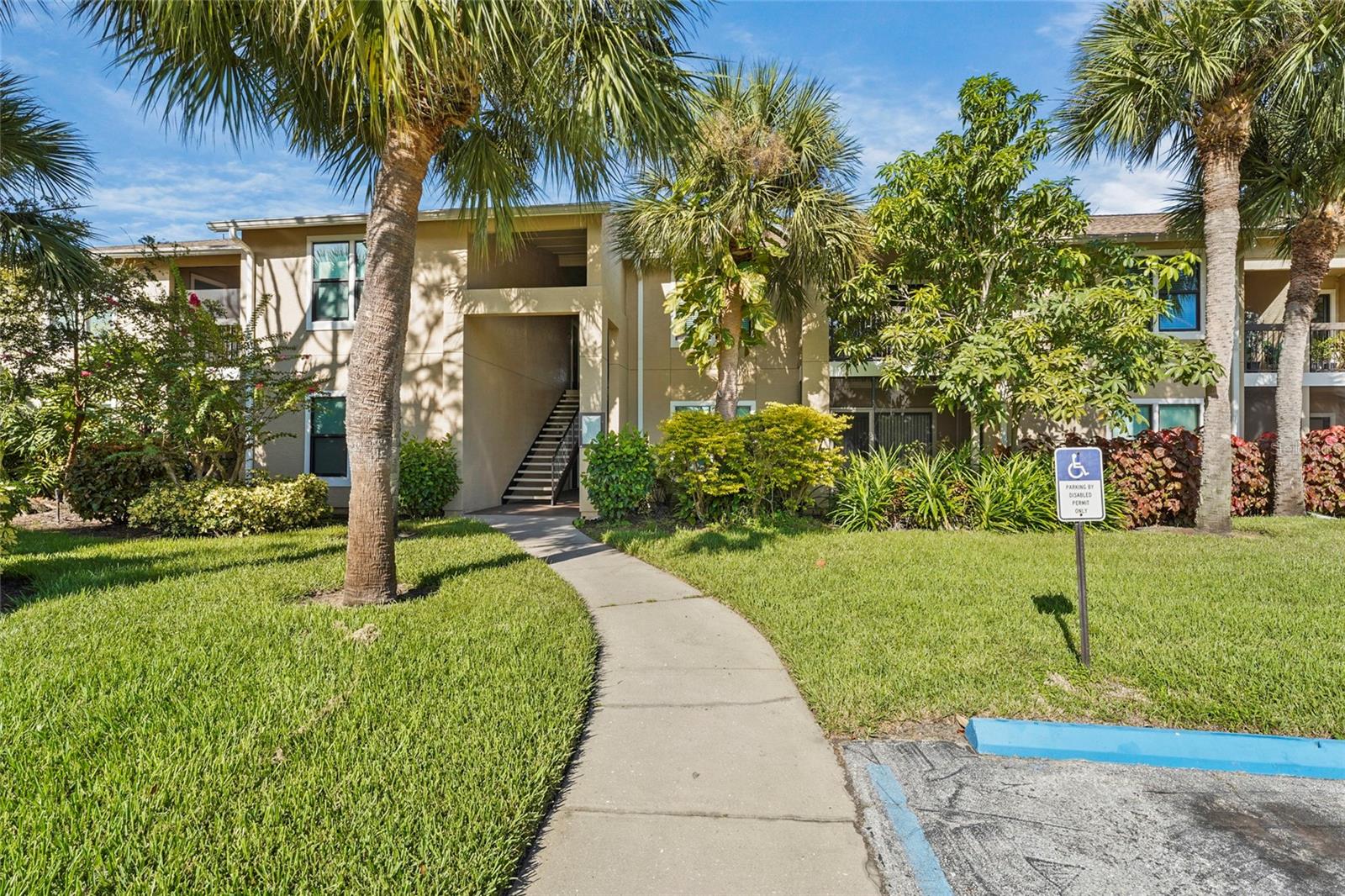Image 3 of 83 For 4045 Crockers Lake Boulevard 23