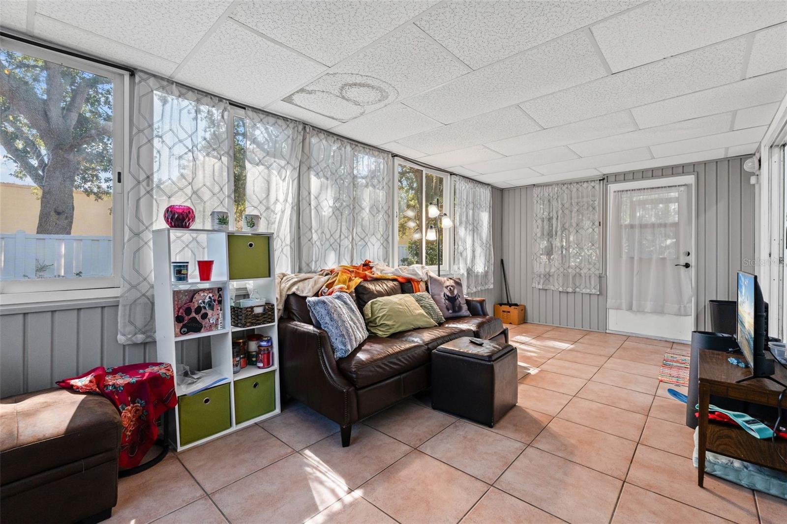 Image 15 of 26 For 3721 43rd Avenue W