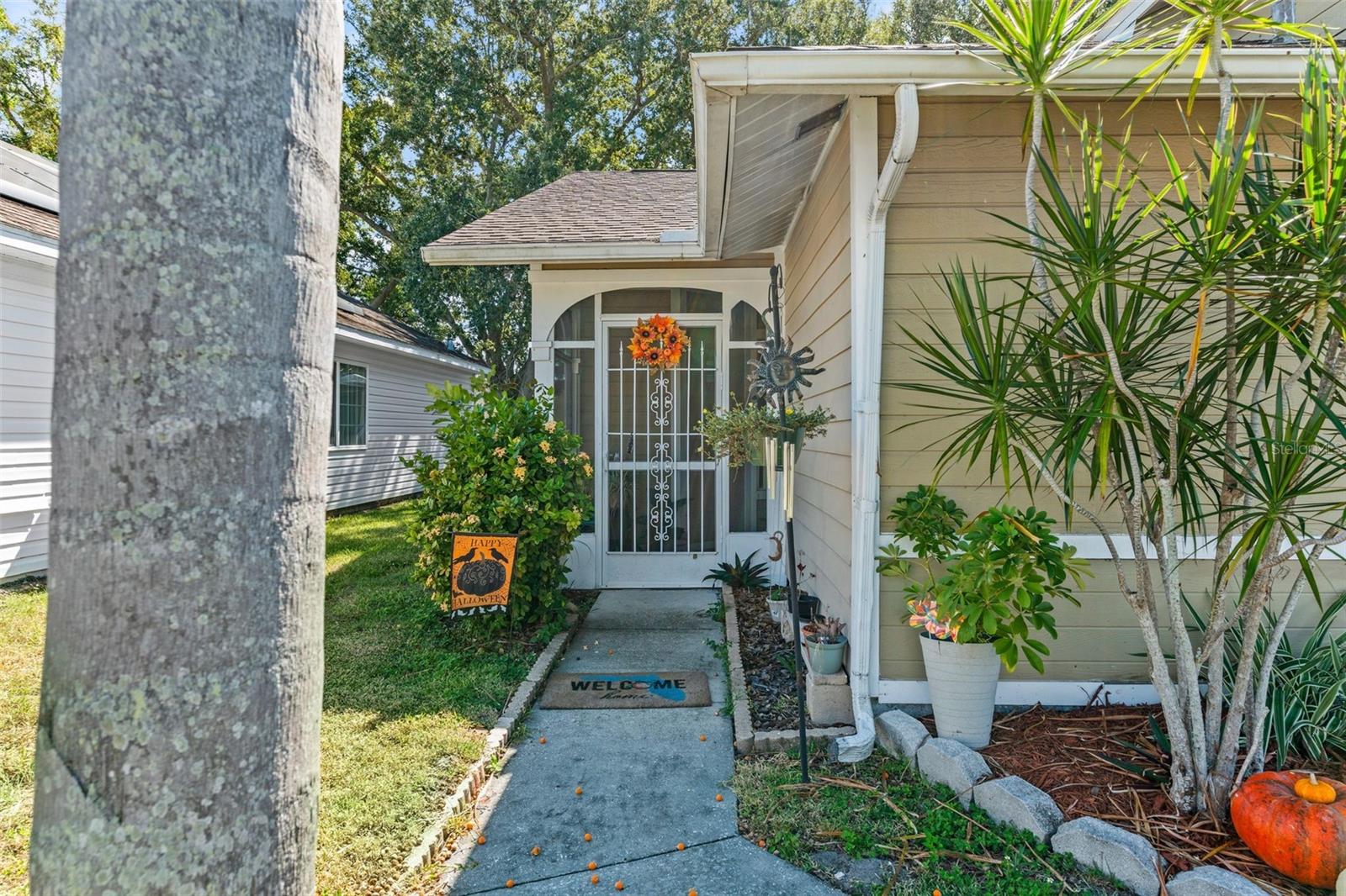 Image 3 of 26 For 3721 43rd Avenue W