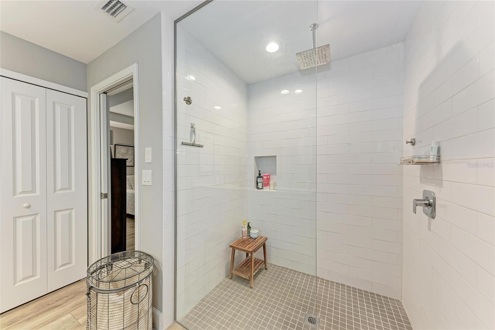 Image 13 of 27 For 3759 Santana Street