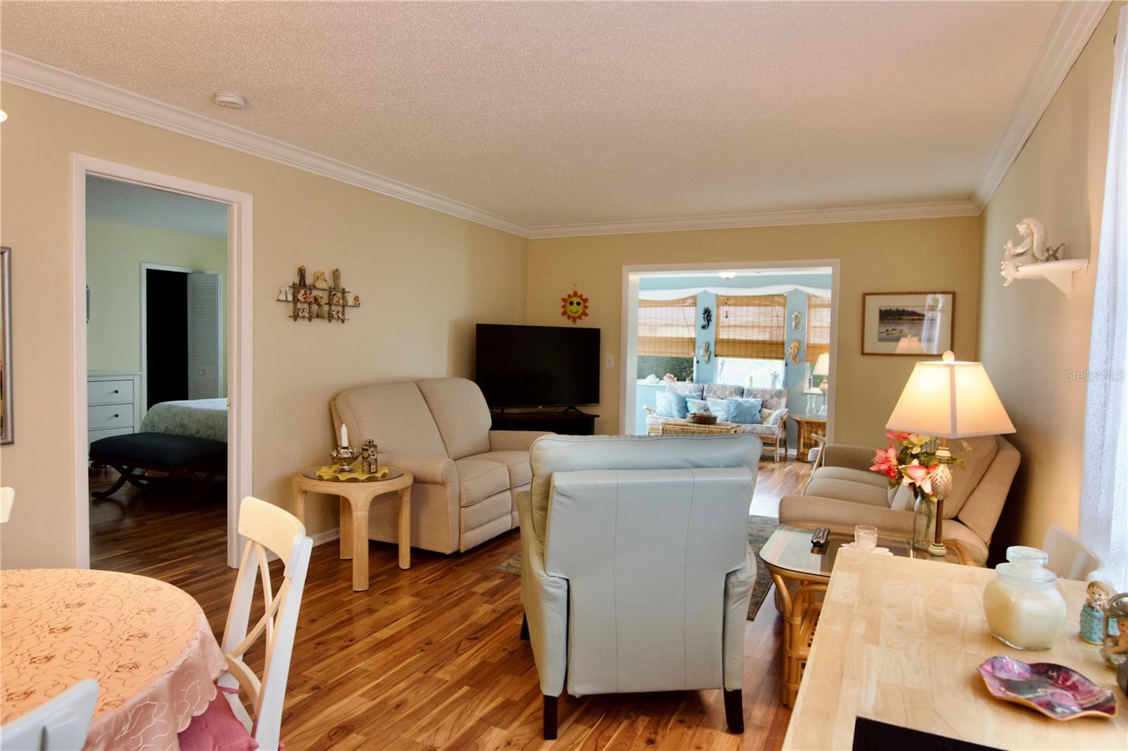 Image 10 of 48 For 390 301 Boulevard W 11a