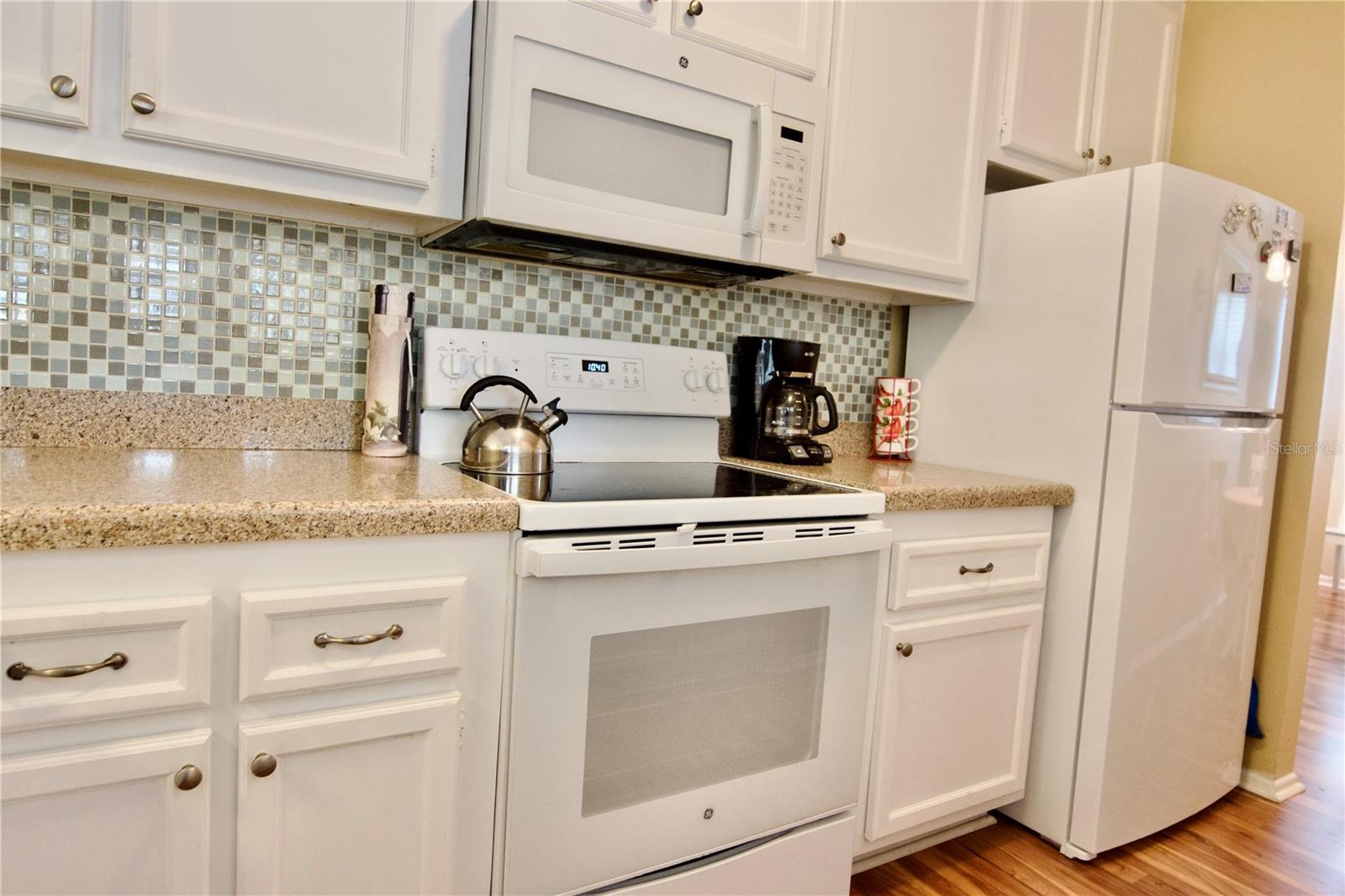 Image 14 of 48 For 390 301 Boulevard W 11a