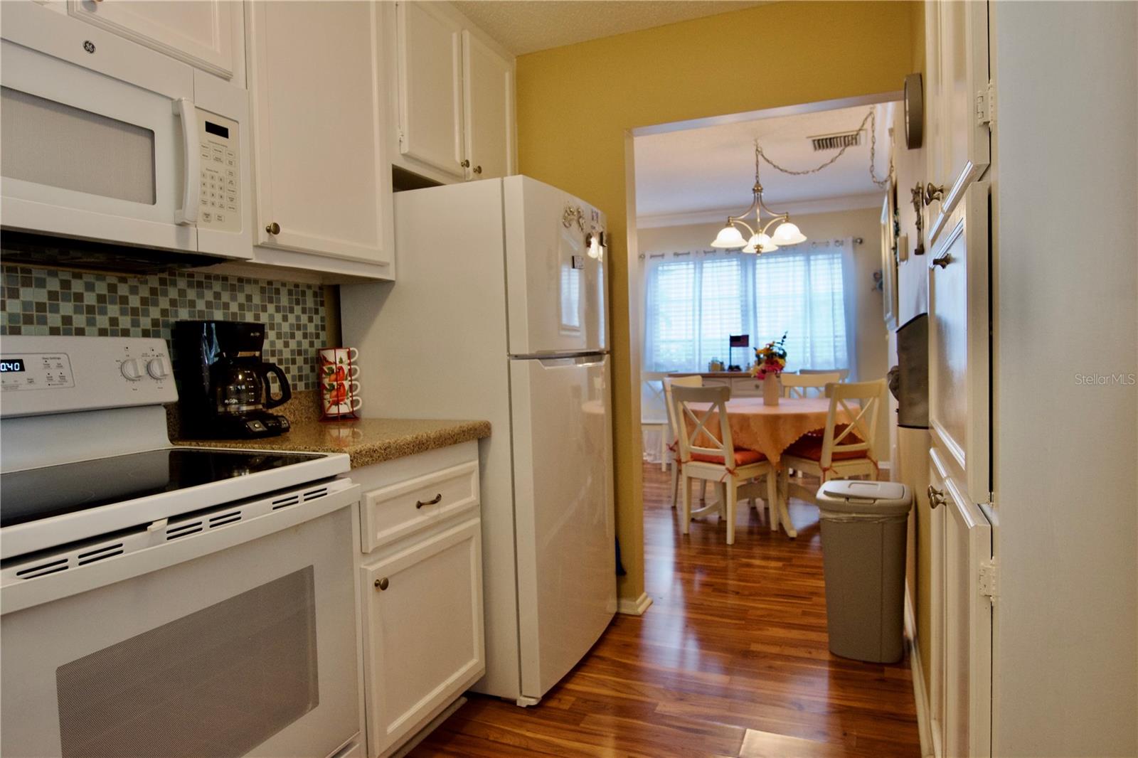 Image 15 of 48 For 390 301 Boulevard W 11a