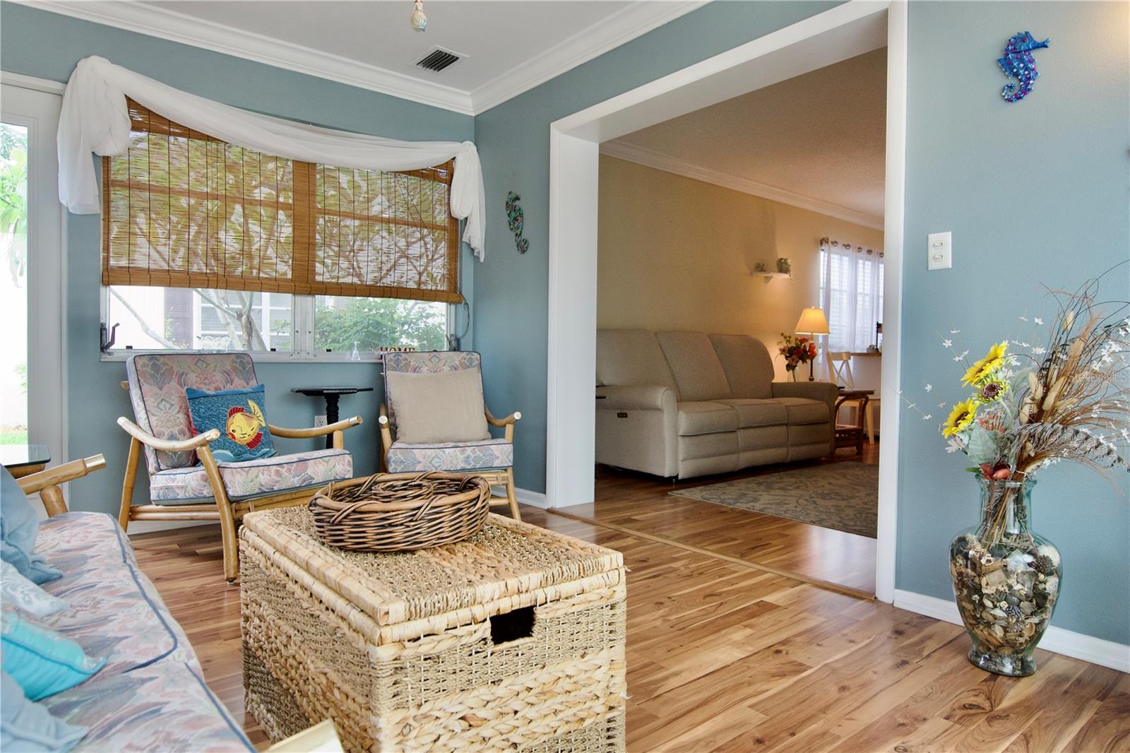 Image 32 of 48 For 390 301 Boulevard W 11a