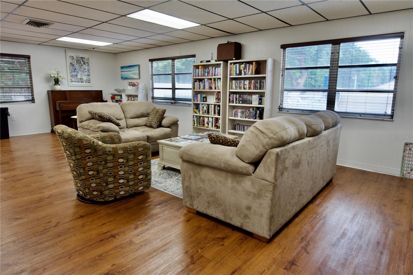 Image 41 of 48 For 390 301 Boulevard W 11a