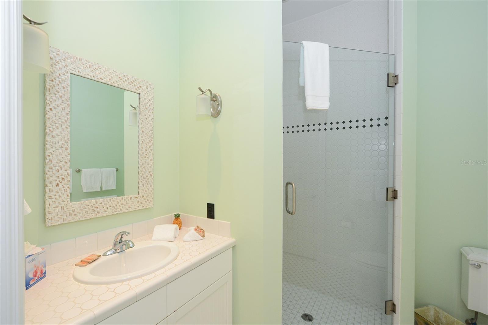 Image 72 of 76 For 2050 Benjamin Franklin Drive A1001