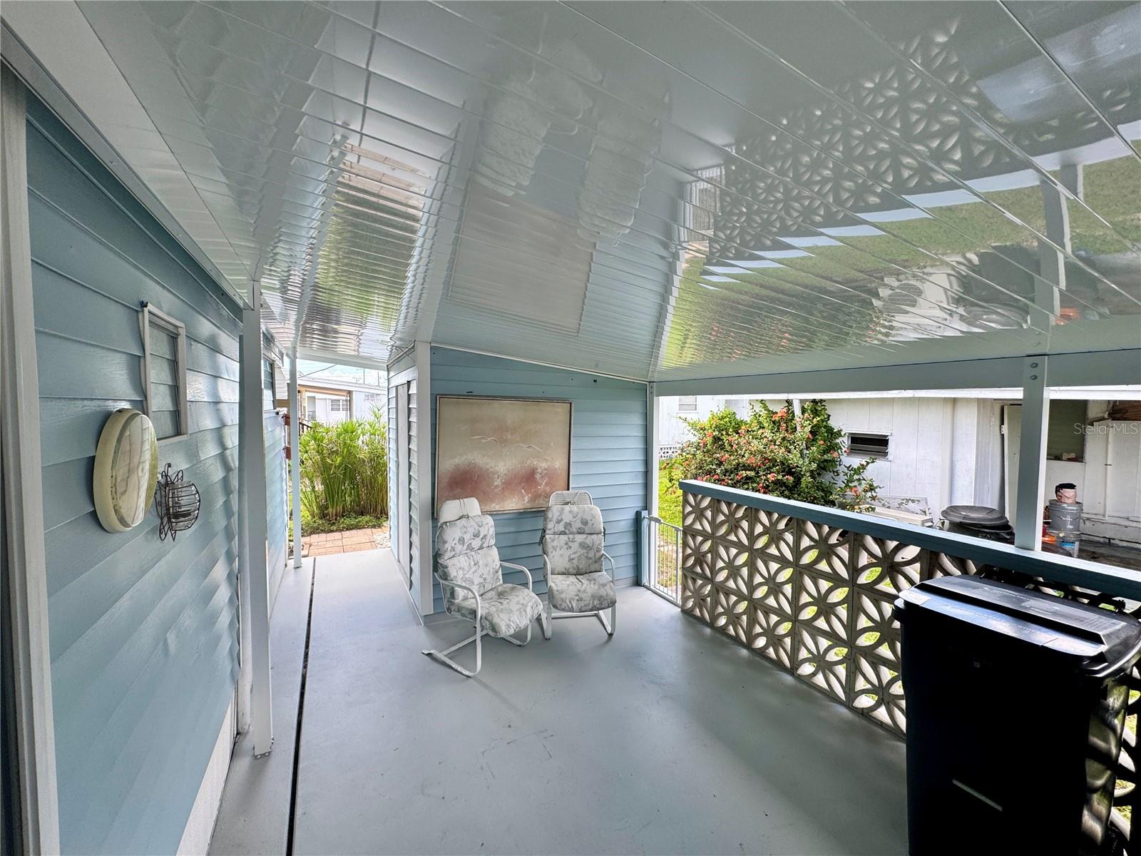 Image 21 of 43 For 616 50th Avenue Terrace W
