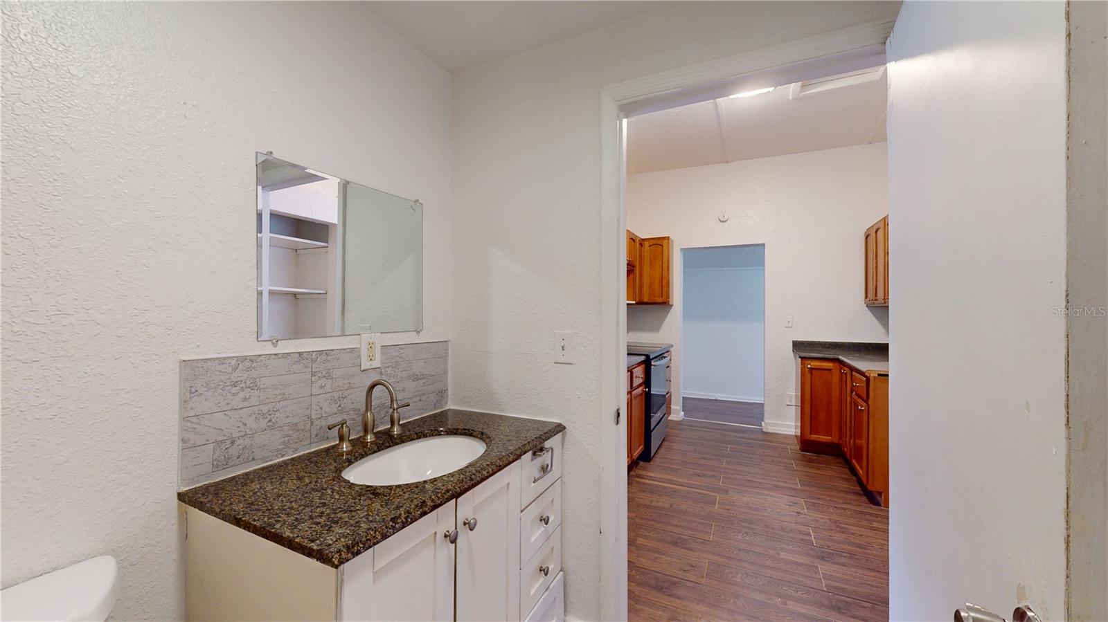 Image 11 of 14 For 1510 10th Street W