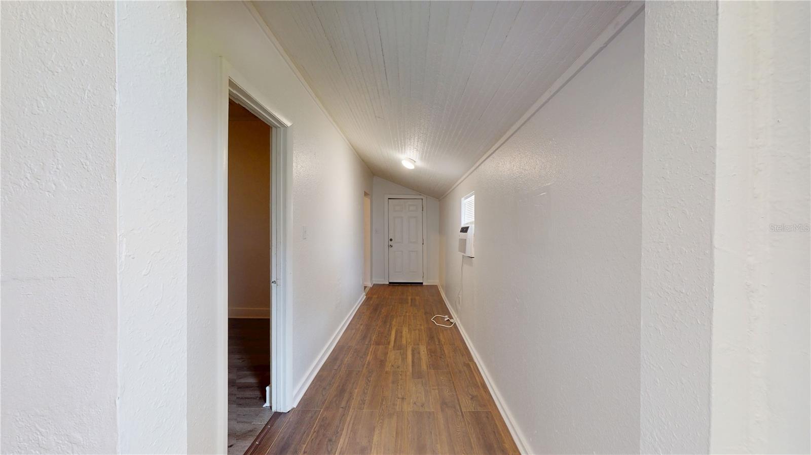 Image 6 of 14 For 1510 10th Street W