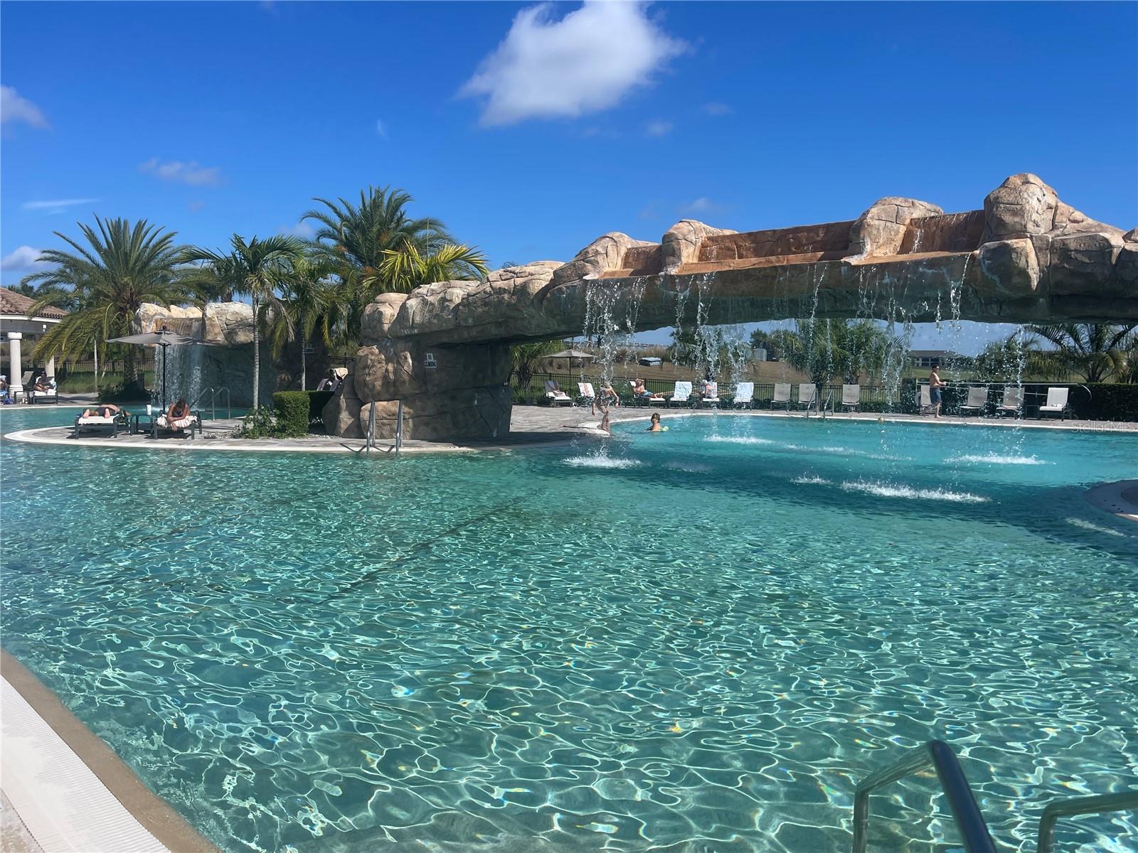 Image 25 of 60 For 16804 Vardon Terrace 103