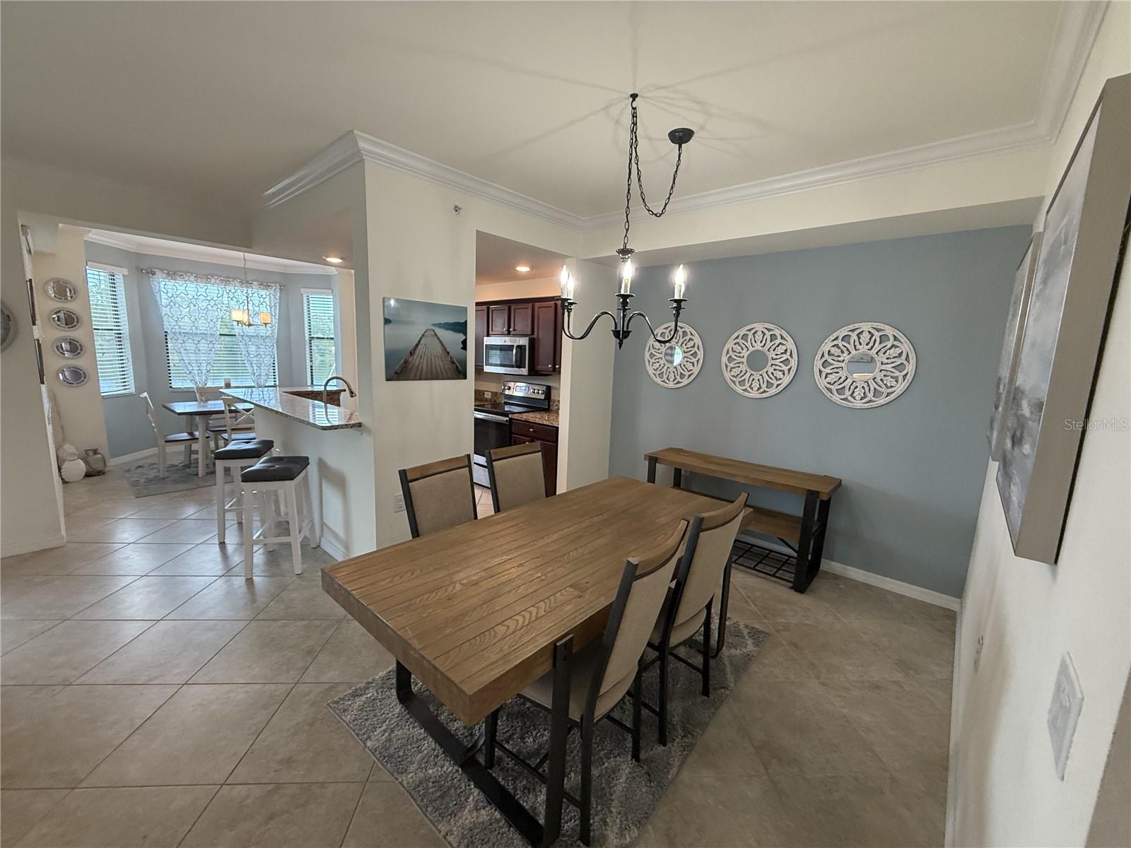 Image 4 of 60 For 16804 Vardon Terrace 103