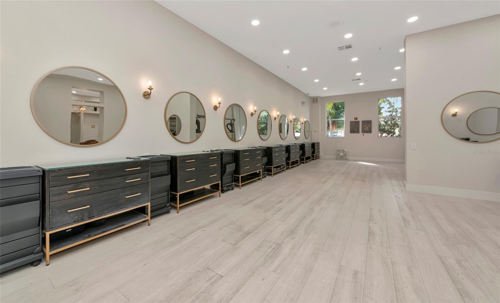 Image 25 of 99 For 1345 2nd Street