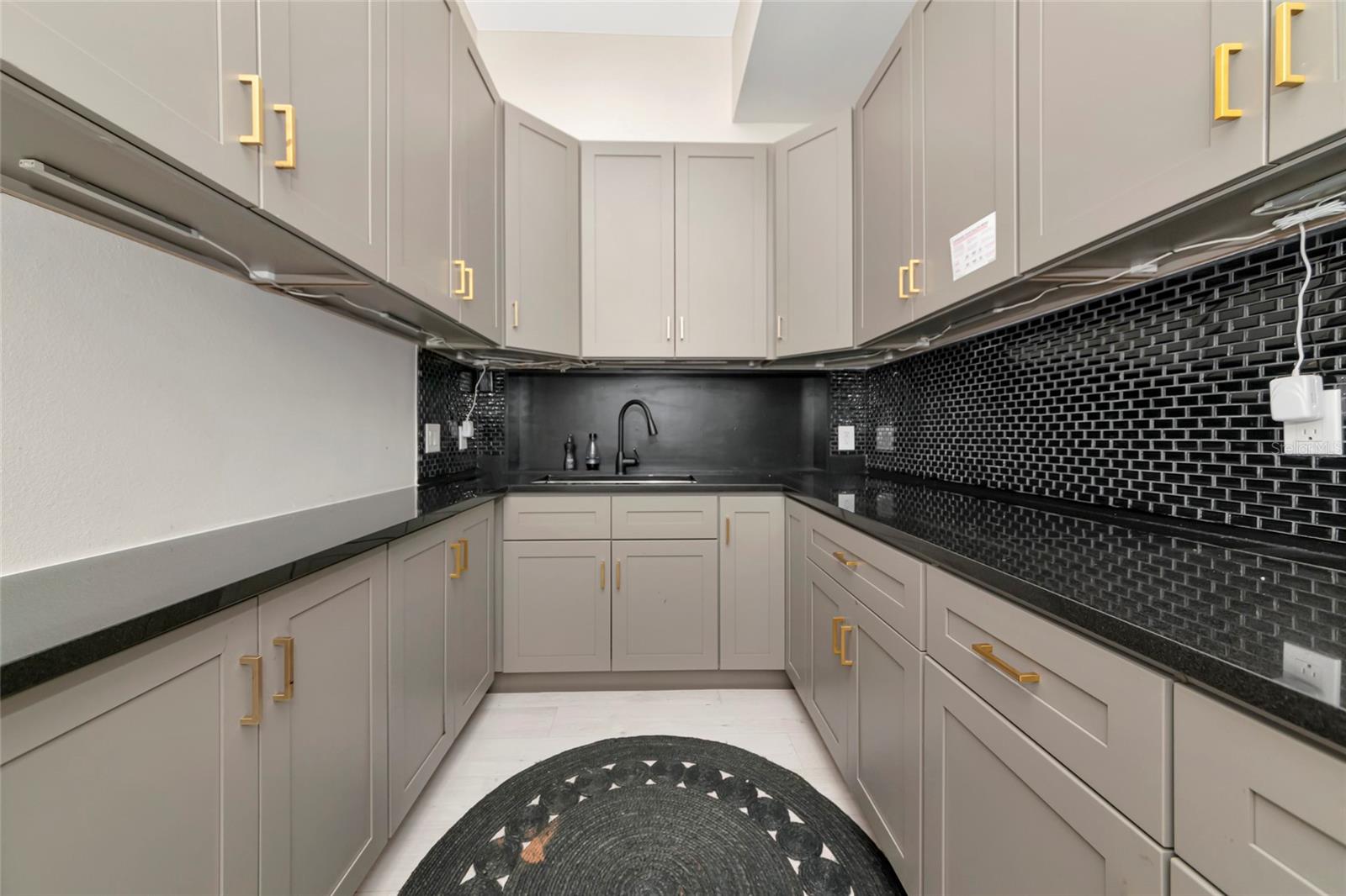 Image 31 of 99 For 1345 2nd Street