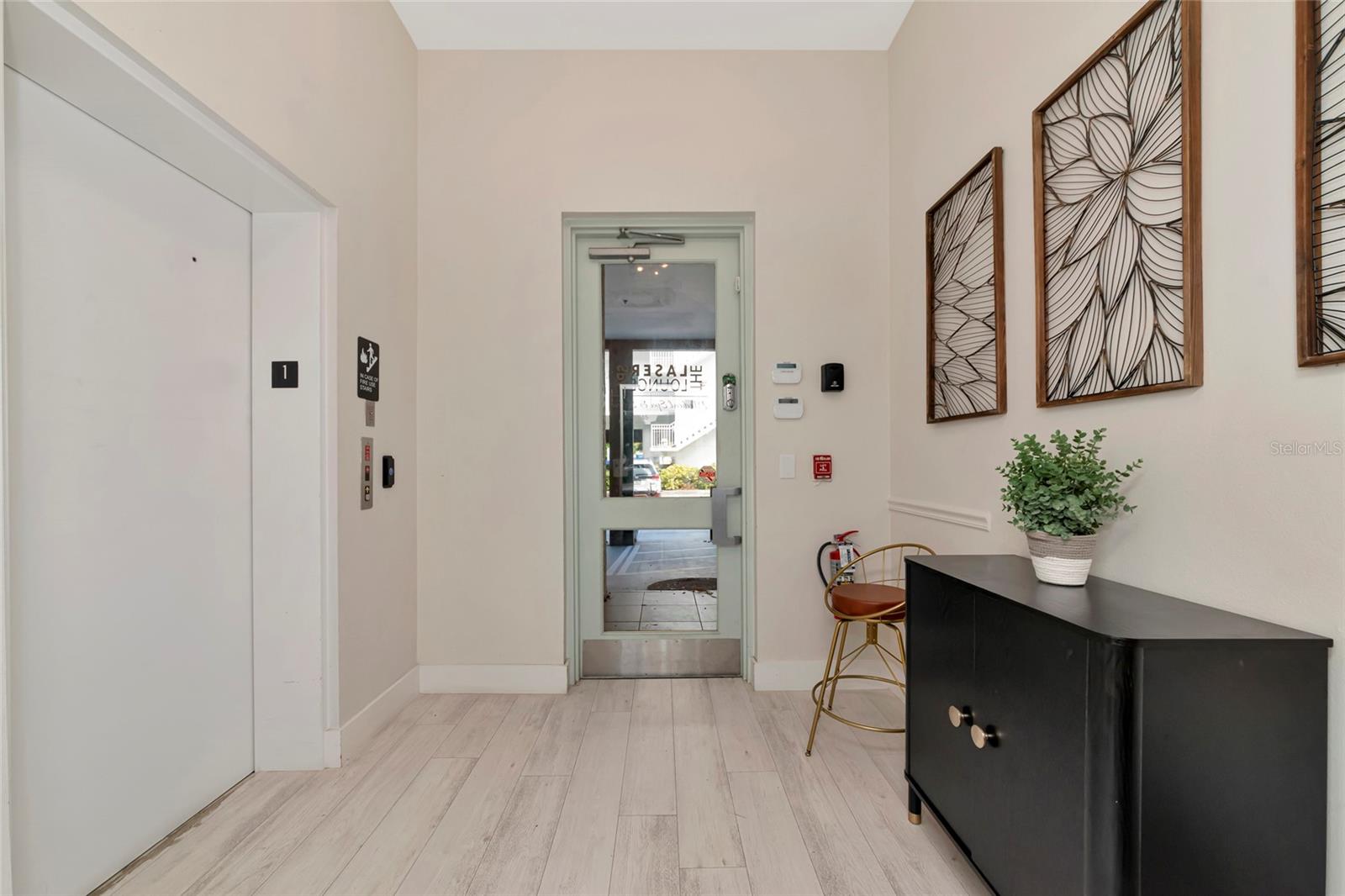 Image 36 of 99 For 1345 2nd Street