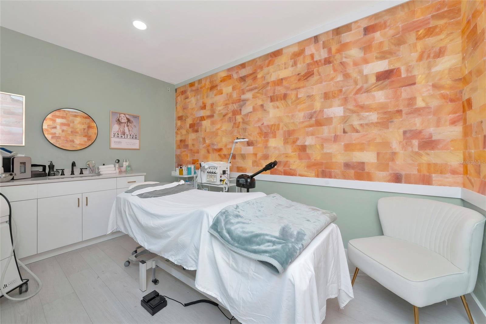 Image 44 of 99 For 1345 2nd Street