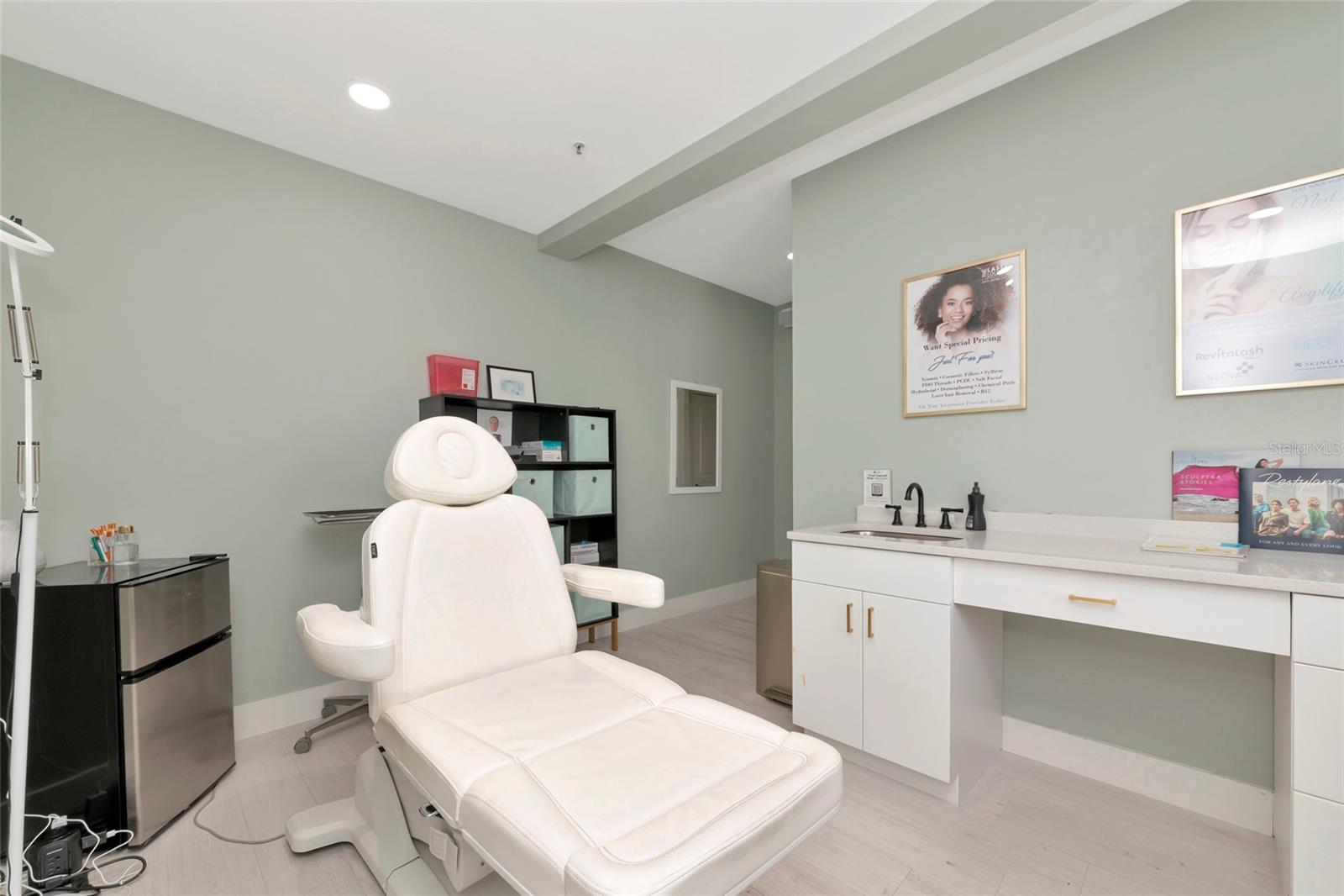 Image 54 of 99 For 1345 2nd Street