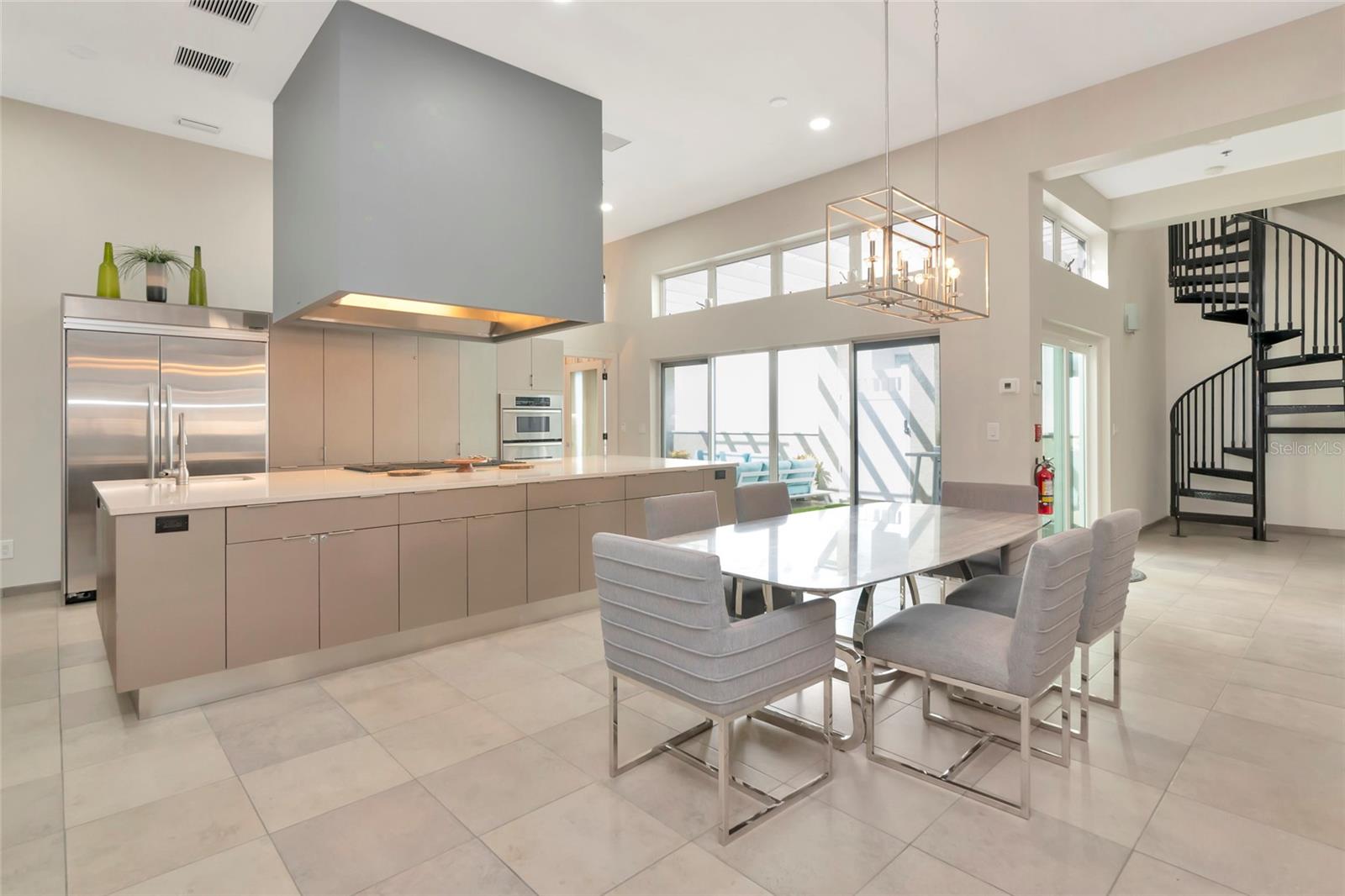 Image 61 of 99 For 1345 2nd Street