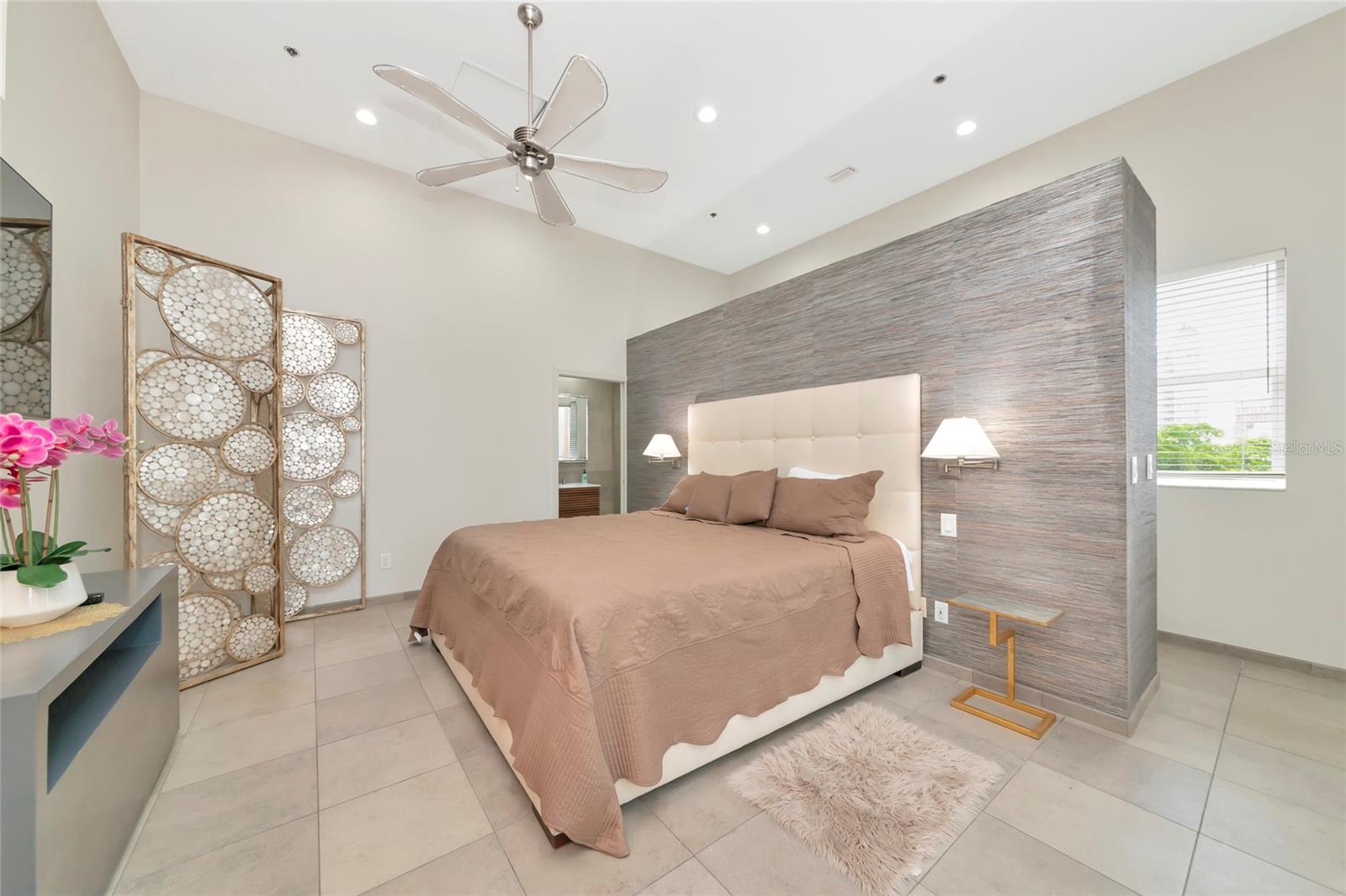 Image 78 of 99 For 1345 2nd Street