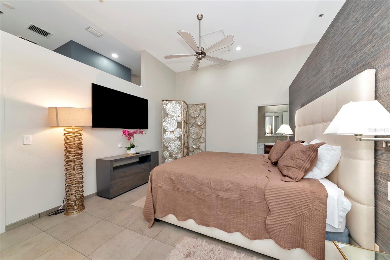 Image 79 of 99 For 1345 2nd Street