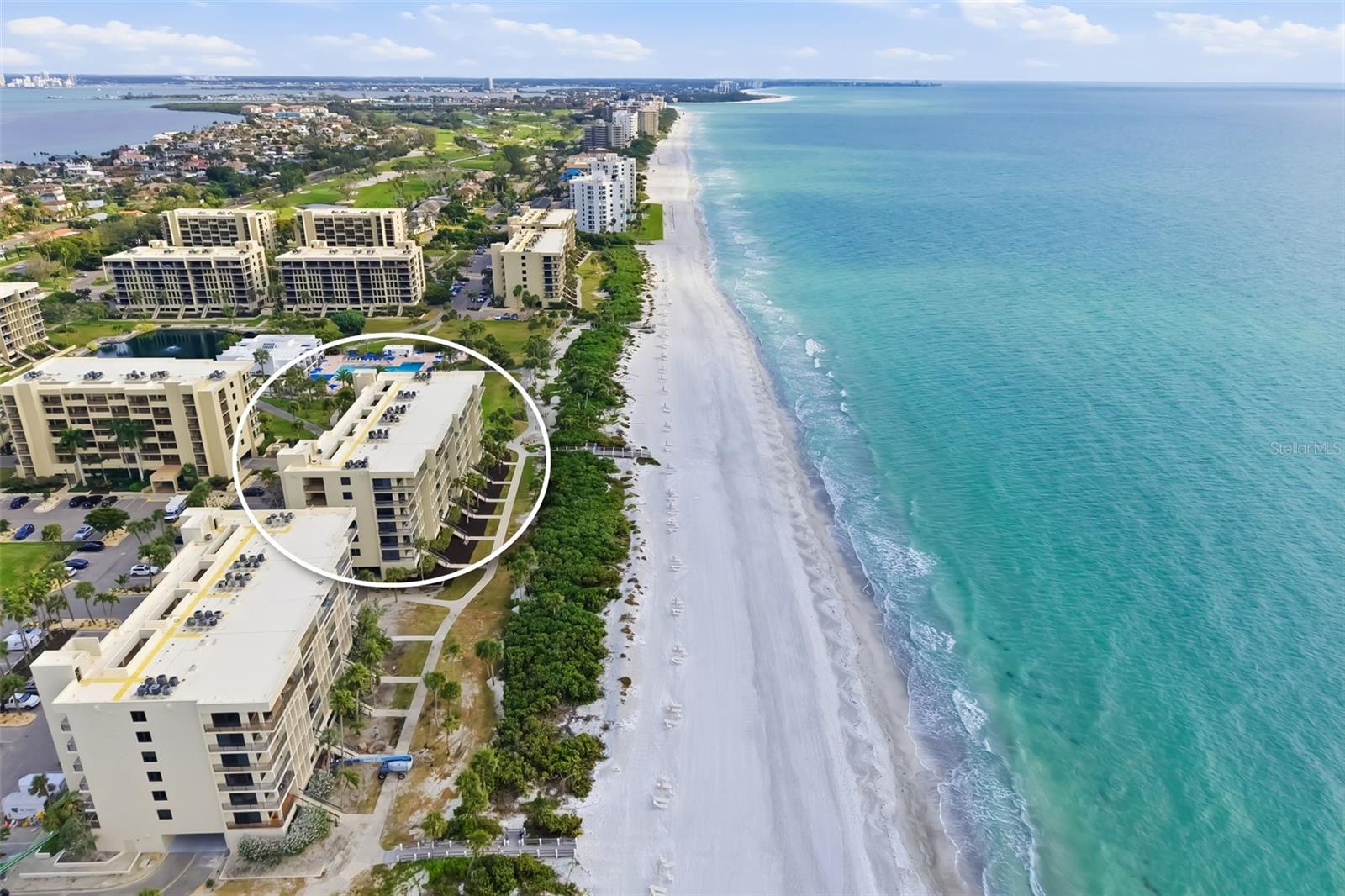 Image 27 of 78 For 1135 Gulf Of Mexico Drive 502